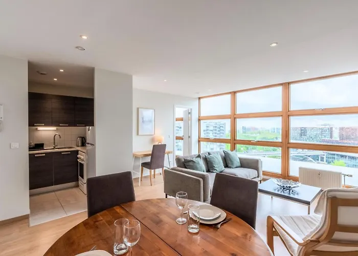 One Bedroom Apartment At The Foot Of The Stations